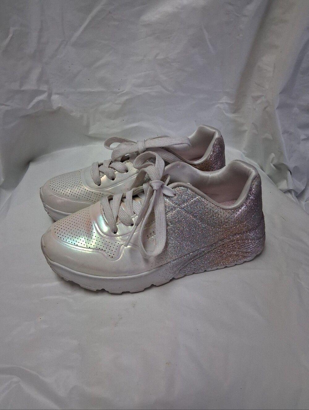 Skechers Street Girls Metallic Iridescent White Glitter Platform Sneakers Sz 2